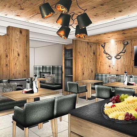 Hotel Garni Persutt Ішгль Екстер'єр фото