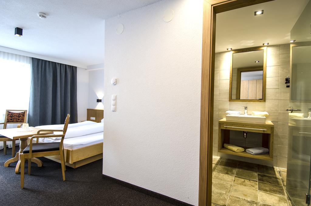 Hotel Garni Persutt Ішгль Екстер'єр фото