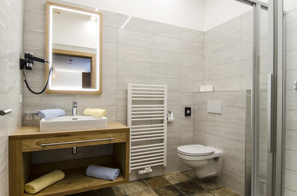 Hotel Garni Persutt Ішгль Екстер'єр фото