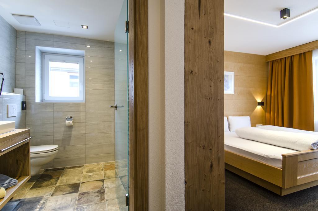 Hotel Garni Persutt Ішгль Екстер'єр фото
